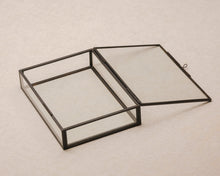 Load image into Gallery viewer, 4x6" Black Brass & Glass Photo Print Box