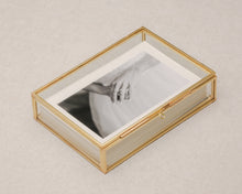 Load image into Gallery viewer, 4x6" Brass & Glass Photo Print Box