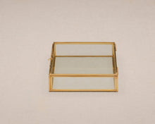 Load image into Gallery viewer, Set of 10 - 5x7" Brass &amp; Glass Photo Print Box

