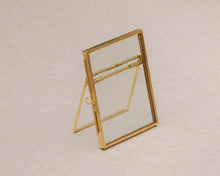 Load image into Gallery viewer, 3.5x2.5" Brass &amp; Glass Tabletop Photo Frame in Gold Instant Camera Photo

